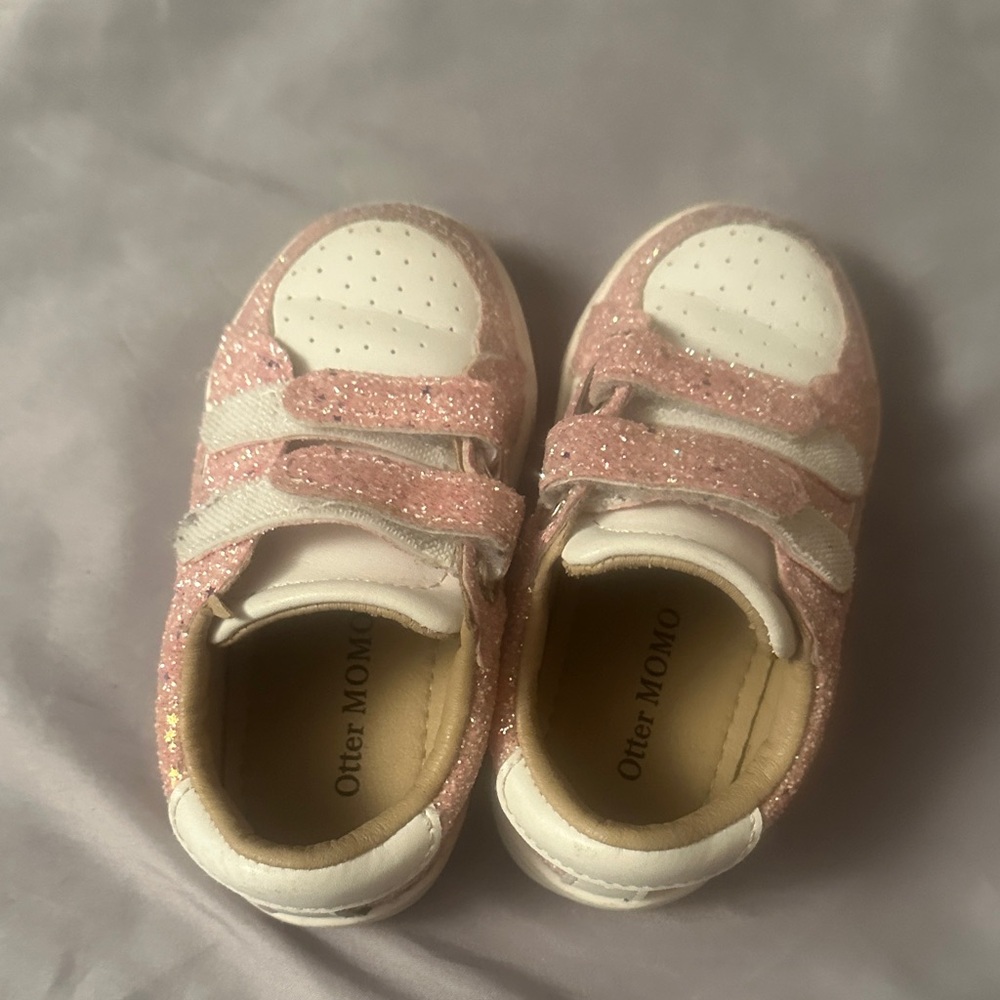 Otter Momo Pink Glitter Kids Sneakers